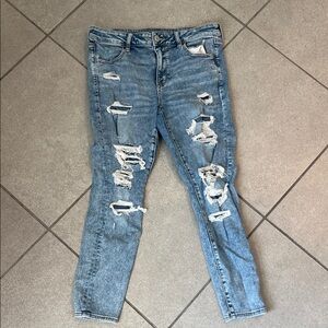 American Eagle Outfitters Light Blue Distressed Skinny Jeans